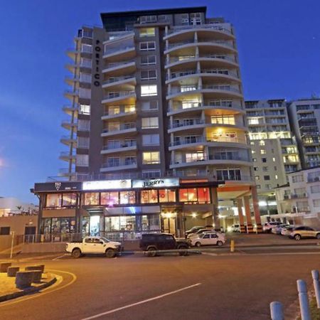 Portico 606 Apartment Bloubergstrand Exterior foto